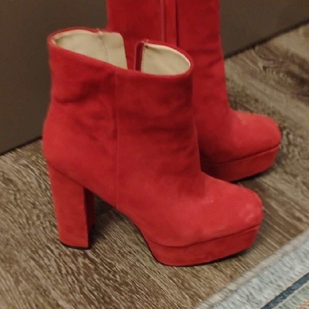 Red Suede Women's Platform Boots